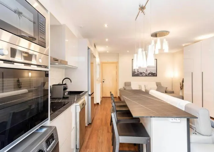 Modern Apartment In Lloret - 200 Steps From The Sea!